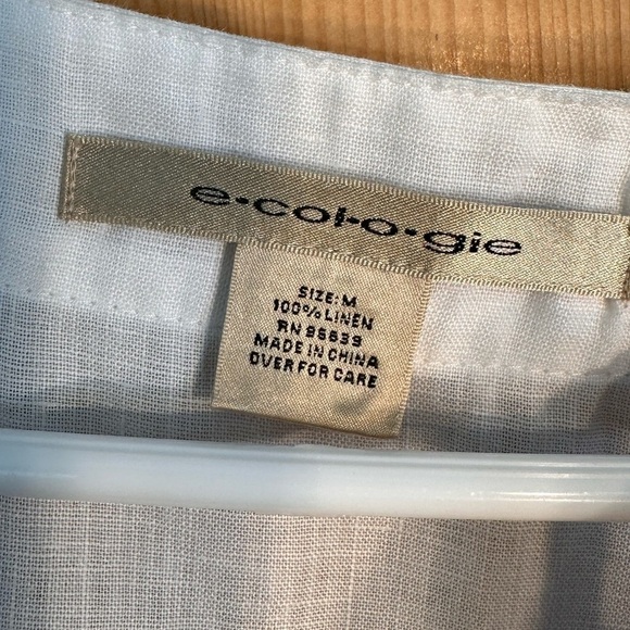 E•Col•o•gie 100% Linen Lightweight Embroidered Camisole Size Medium - Picture 4 of 12